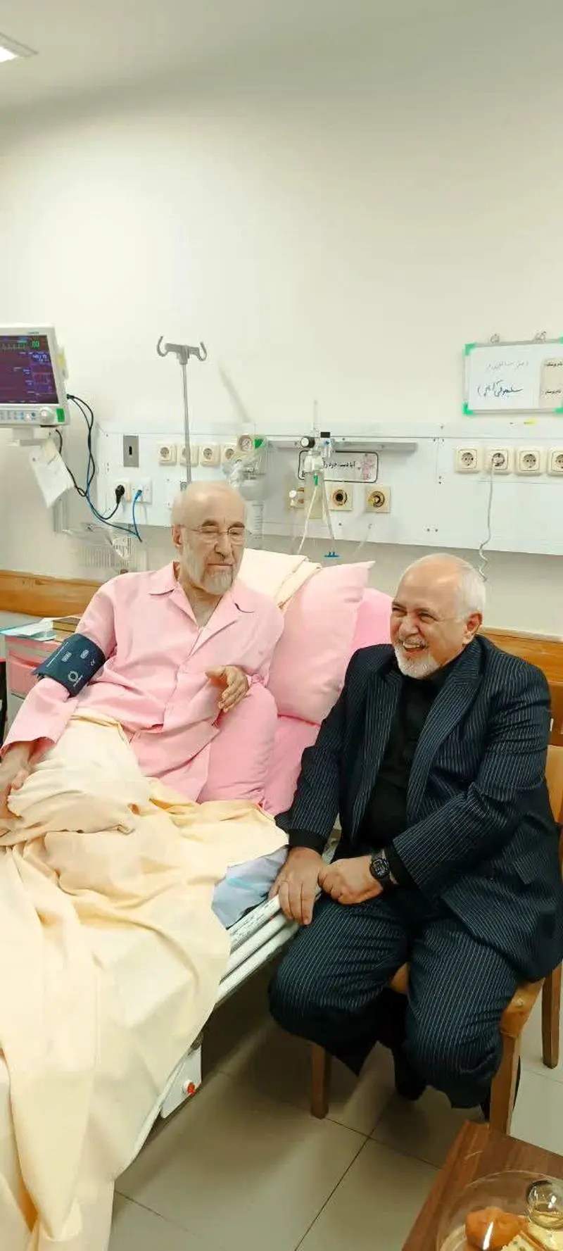 ظریف عیادت از خاتمی