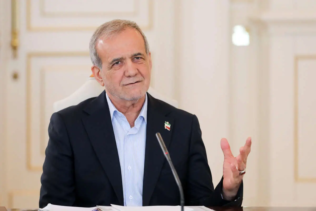 پزشکیان: ایران علاقهمند به همکاری با چین در زمینه «کمربند و راه» است