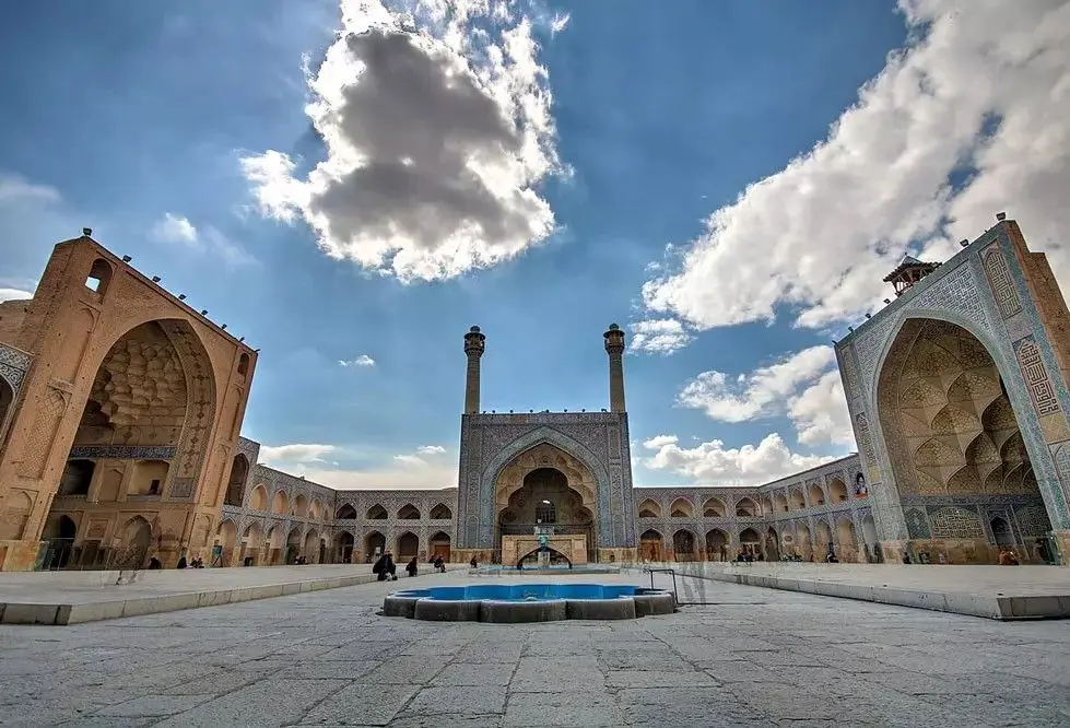 عبور مترو از جوار مسجد جامع اصفهان زیر ذرهبین یونسکو