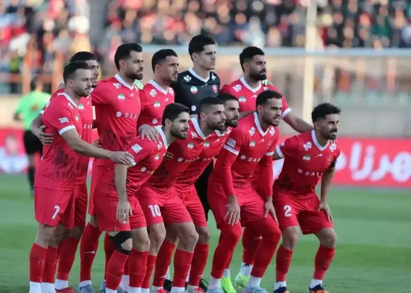 تصاویر؛ دو صحنه خاطره انگیز پرسپولیس از دربی با گرافیک خاص!