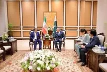 دیدار همتی با وزیر امور خارجه پاکستان