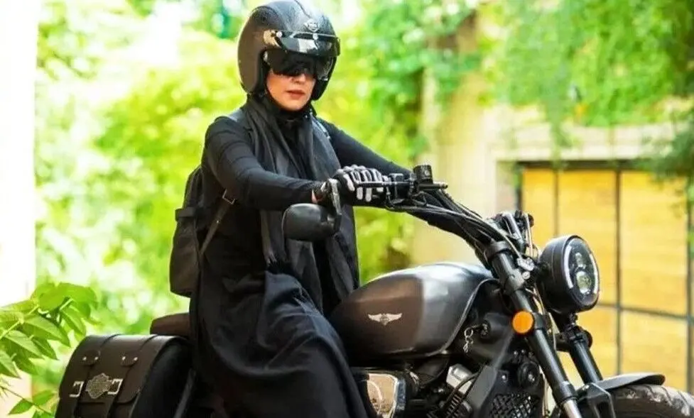صدور گواهینامه موتورسیکلت برای بانوان قطعی شد؟