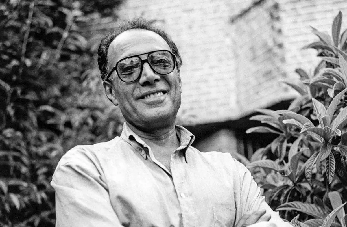 کمر درد عباس کیارستمی بود که باعث شد این عکس گرفته شود