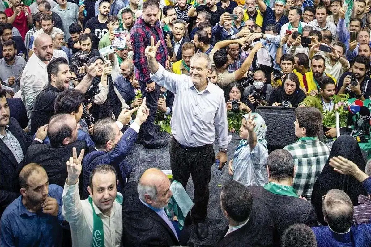 چهار نکته تلخ درباره دولت یک ساله پزشکیان