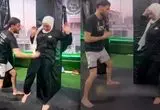 ببینید؛ مشت‌های مربی مرد به شکم دختران جنجالی شد
