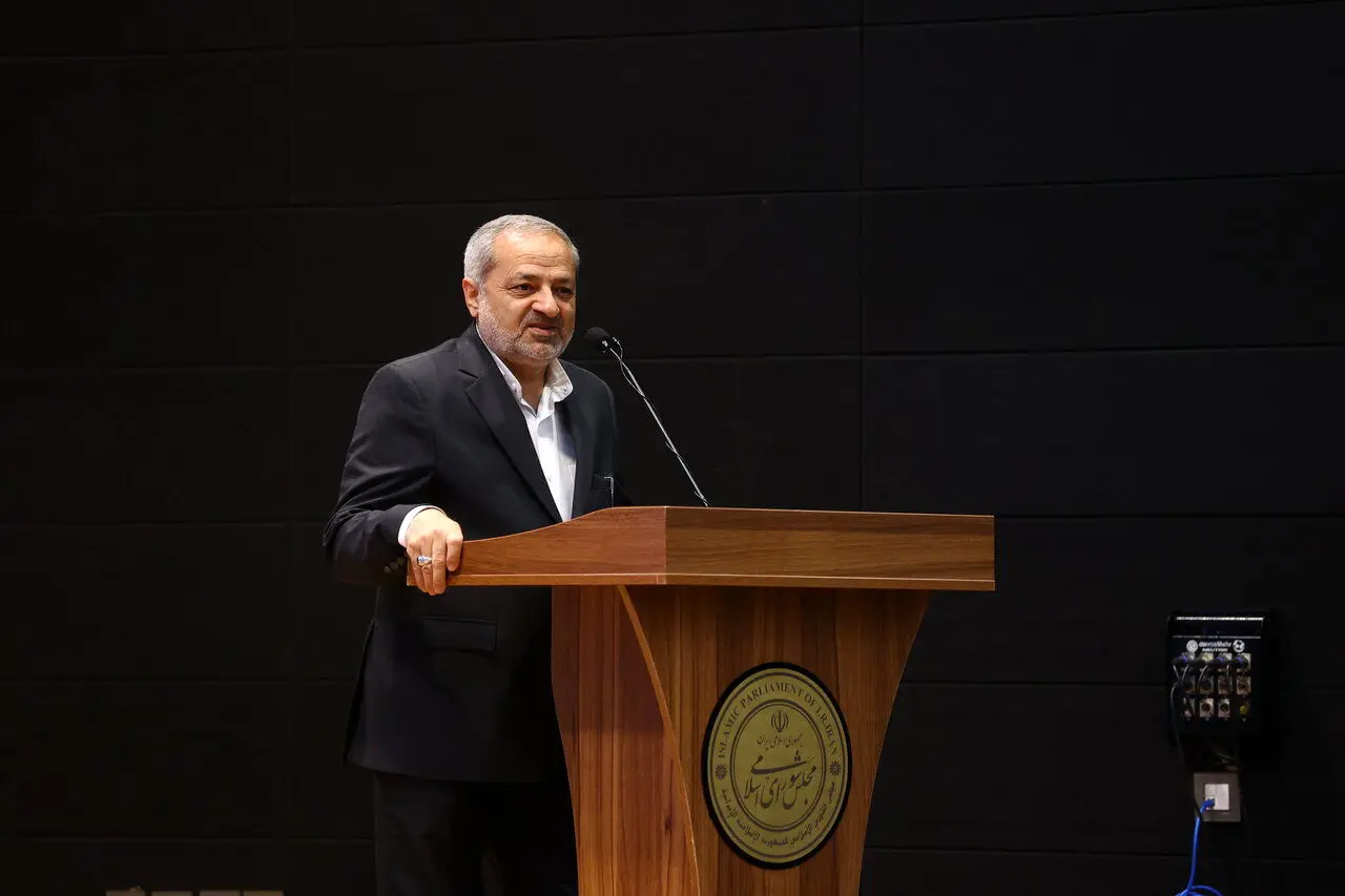 وزیر آموزش و پرورش: آمار دقیقی از دانش‌آموزان جانباخته در حوادث اخیر نداریم