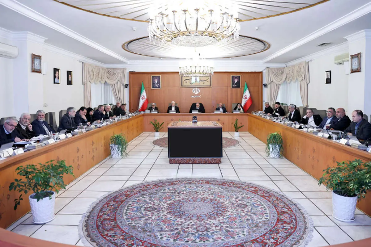 دستور رئیس‌جمهور به شورای عالی امنیت برای رفع محدودیت‌های اینترنت