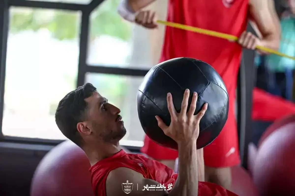 چشم امید پرسپولیس به این ستاره برای گلزنی
