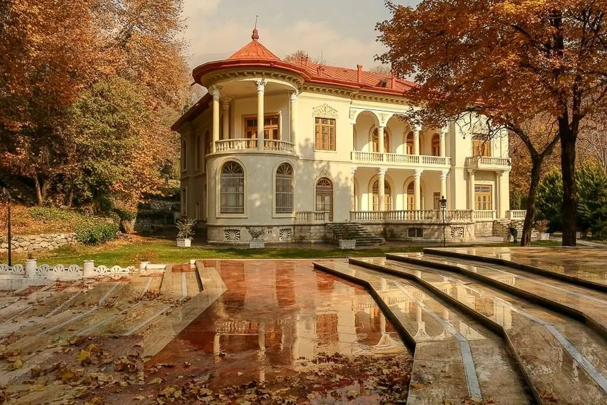 تصاویر؛ ردای پاییزی بر تن کاخ سعدآباد