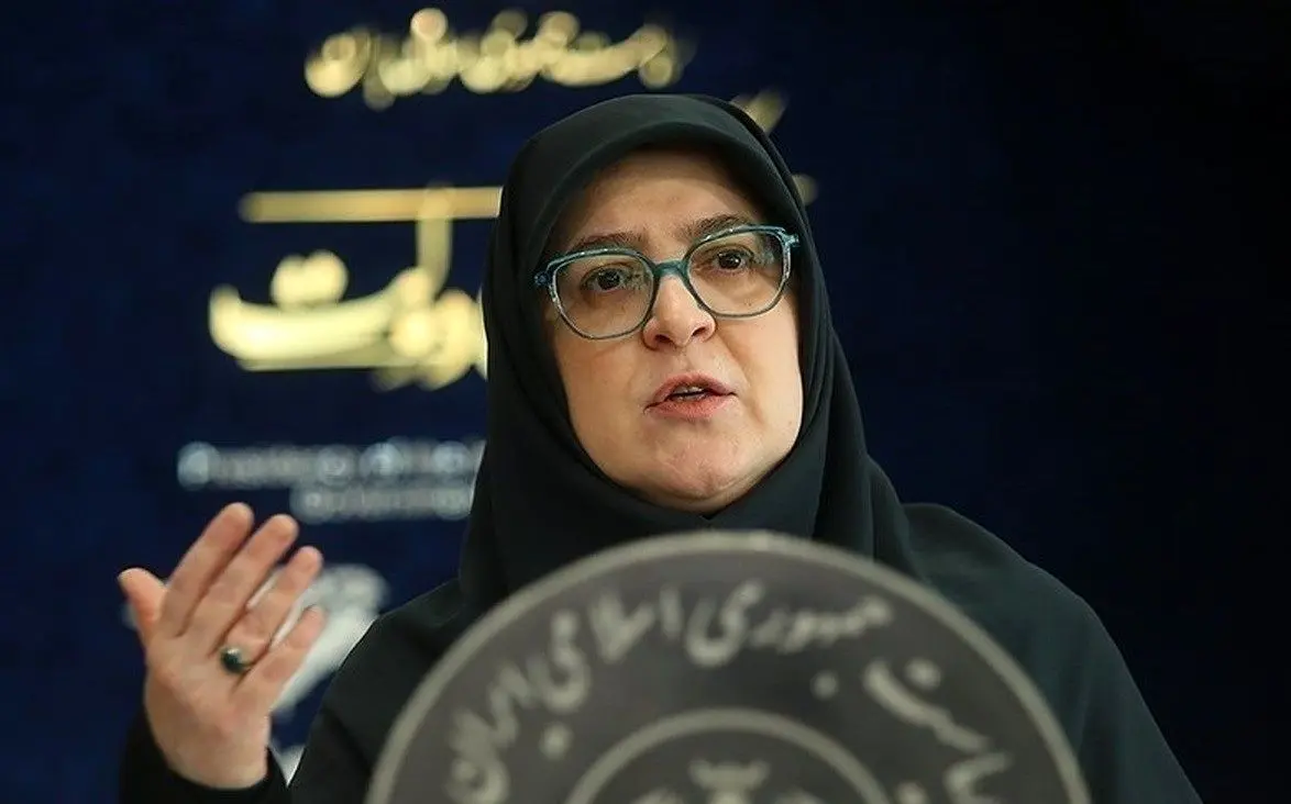 مهاجرانی: ایرانی اجازه نخواهد داد دشمن کوچکترین غباری بر عبای رهبری بنشاند