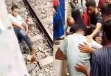  معجزه در ایستگاه قطار؛ پدری با فداکاری خود را سپر فرزندش کرد
