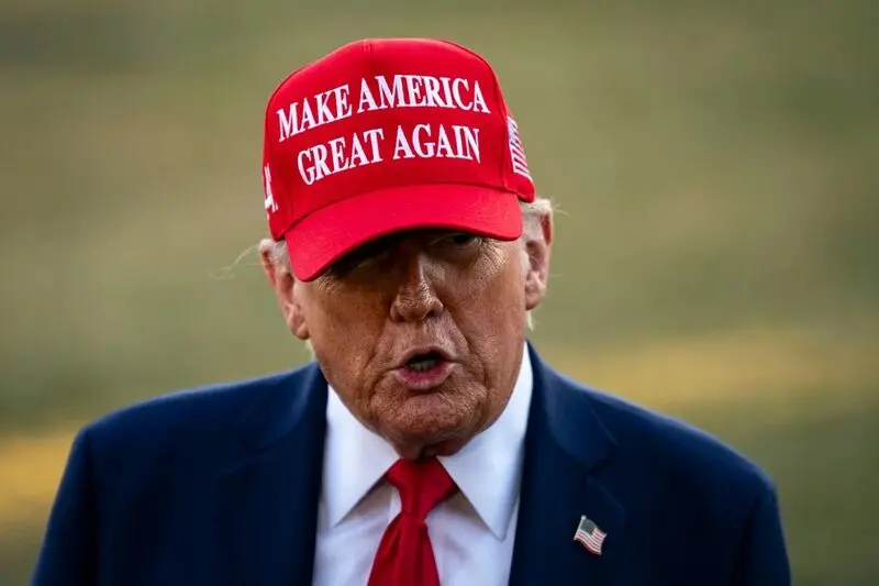 250424-donald-trump-hat-ew-203p-dbe2c4_11zon