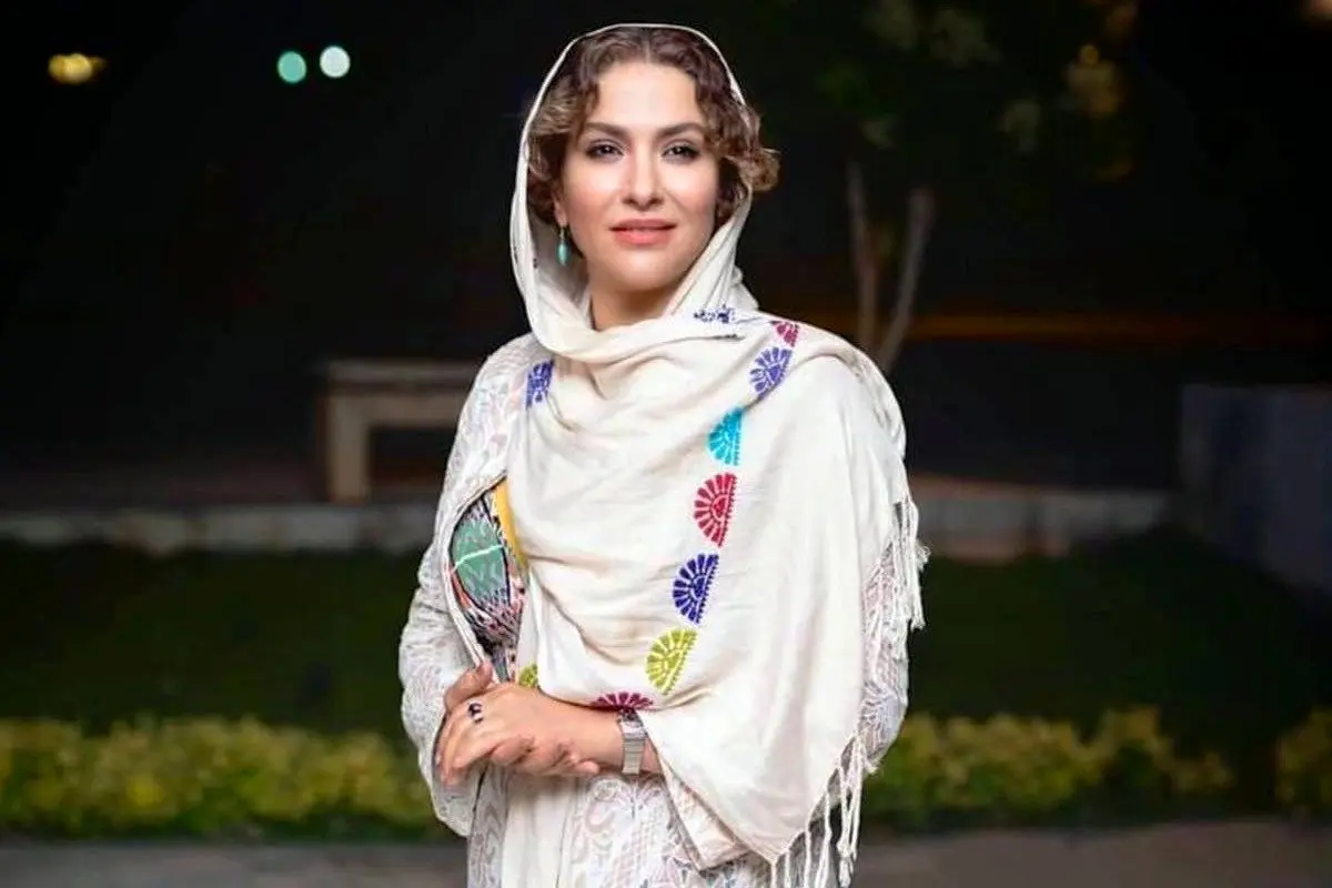 ساغر عزیزی: شوهرم به من سیلی زد و جوراب هایش را در دهانم کرد