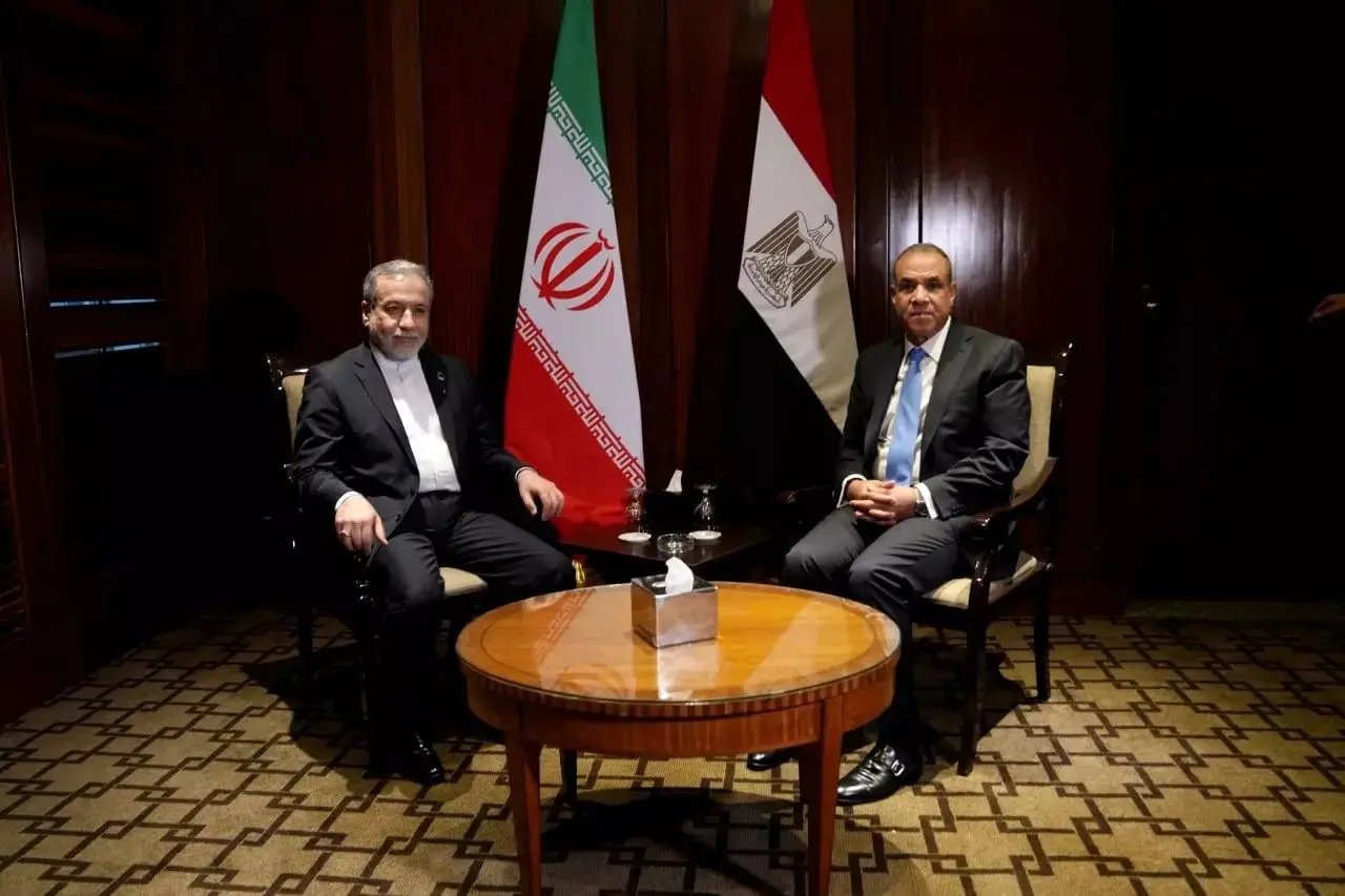 روایت یک روزنامه سعودی از سفر عراقچی به مصر