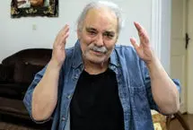 بی قراری نوه محمد کاسبی در مراسم خاکسپاری