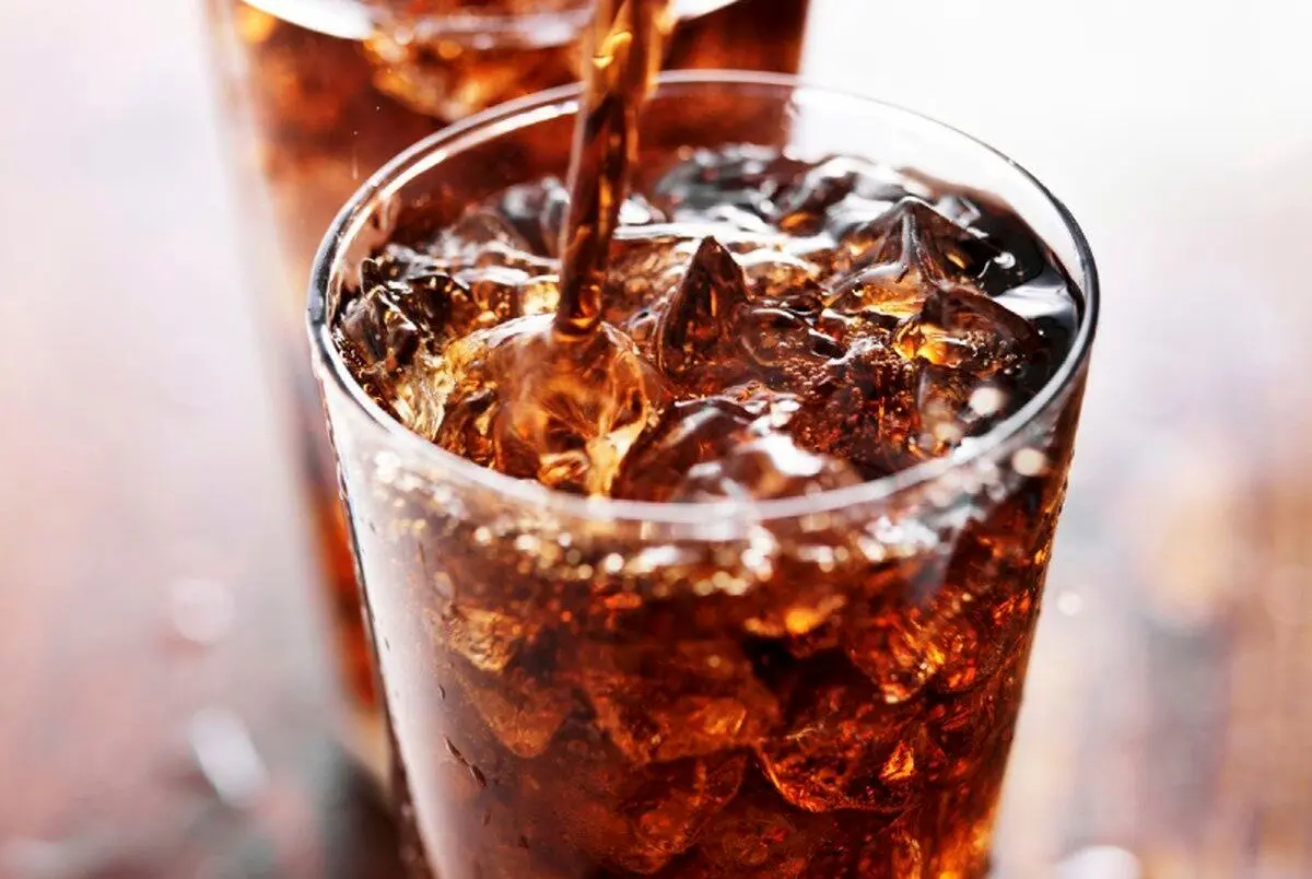۶ باور غلط درباره خواص نوشابه