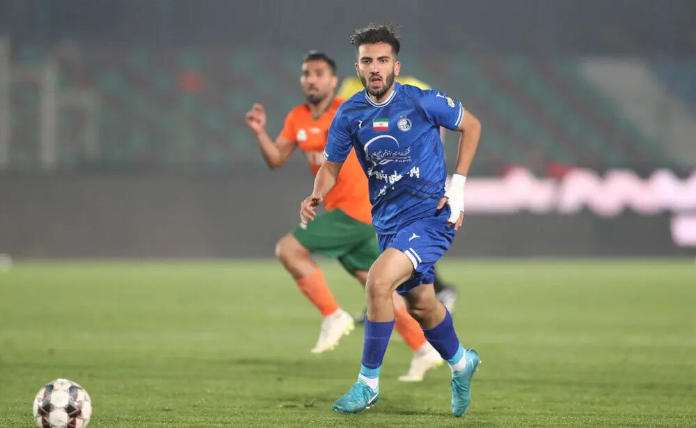 شکایت پیکان از استقلال به AFC ؛ مجوز حرفه‌ای آبی‌ها روی هوا!