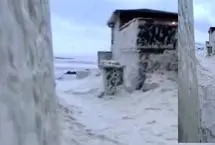 فوم دریایی کم‌سابقه، سواحل دوبلین را پوشاند