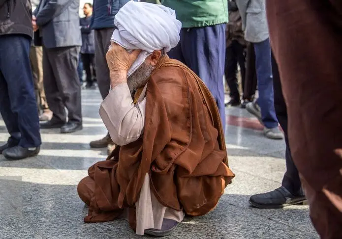 تصاویر؛ عزاداری خادمان حرم حضرت معصومه(س)