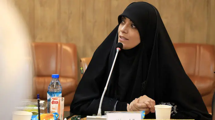 عکس؛ الهام چرخنده در ستاد امر به معروف