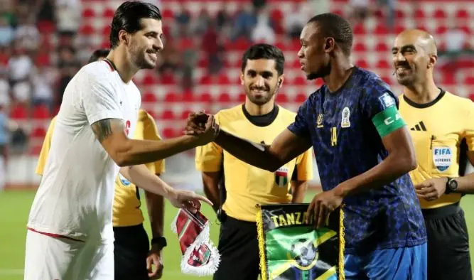 ببینید؛ باورنکردنی، فدراسیون برای تیم تانزانیا لباس و استوک خریده بود!