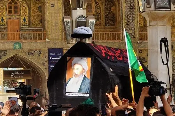 تشییع پیکر آیت الله فیاض در نجف اشرف