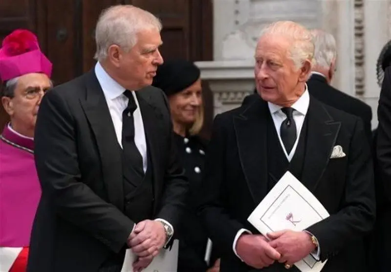 واکنش پادشاه انگلیس به دستگیری برادرش