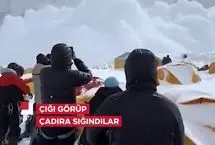 بهمن در کوه اورست؛ کوهنوردان به چادرها پناه بردند