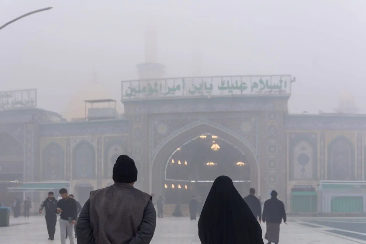 تصاویر؛ حرم حضرت عباس(ع) غرق در مه