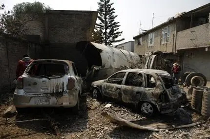 انفجار مرگبار خودروی بمب‌گذاری‌شده در مکزیک