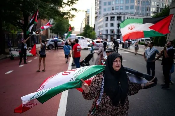 تصاویر؛ اهتزاز پرچم ایران در پایتخت آمریکا