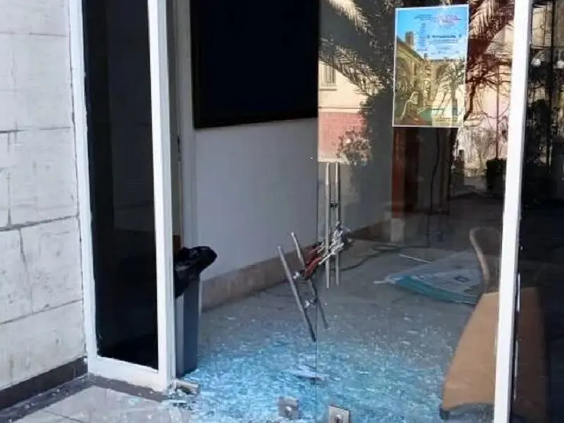 خسارت شدید به قدیمی‌‌ترین تئاتر تهران