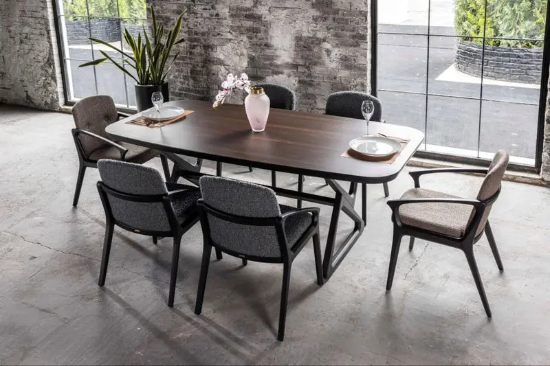 میزناهارخوری