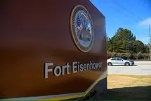 اقامتگاه وزرای ارشد کابینه ترامپ به پادگان‌ها منتقل شد