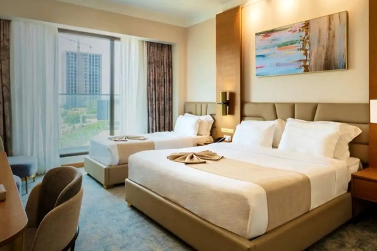 چطور بهترین هتل کیش را با توجه به بودجه و هدف سفر انتخاب کنیم؟