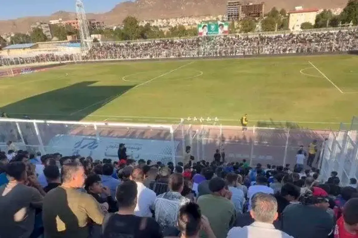 استادیوم خیبر پر شد؛ جو وحشتناک در انتظار پرسپولیسیها