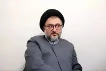 ابطحی: زدن مردم در کوچه و خیابان نشانه قدرت نیست