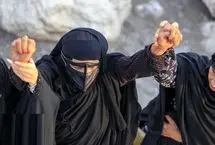 تصاویر؛ زنجیره انسانی هرمزگانی‌ها بر کرانه خلیج فارس
