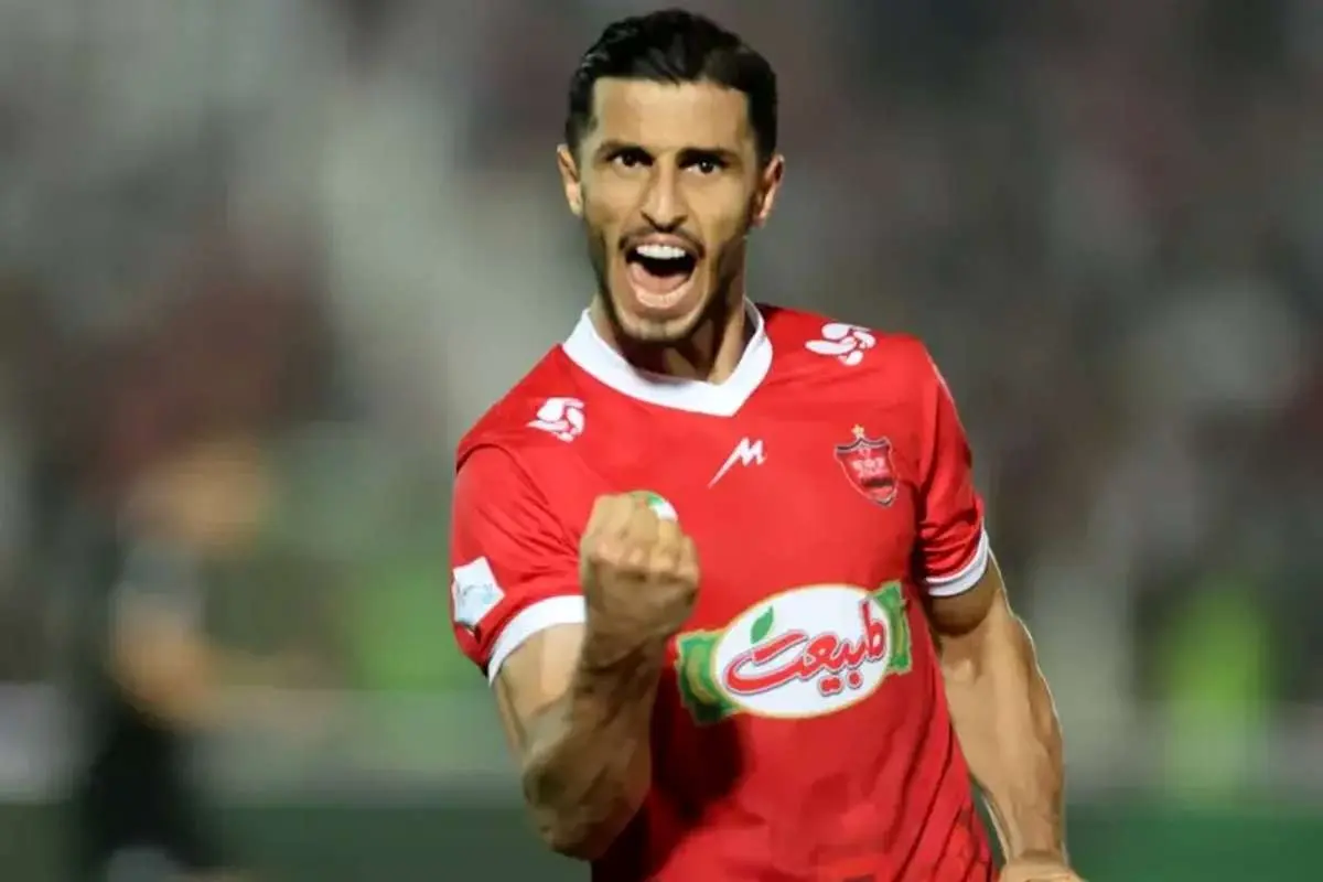 آقای گل پرسپولیسیها دست از سر سپاهان بر نمیدارد