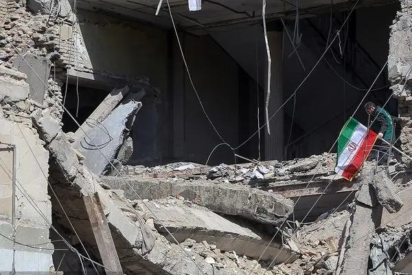 تصاویر؛ خیابان کارگر جنوبی یک روز بعد از حمله