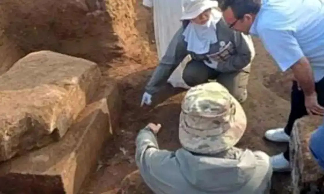 کشف معبد گمشده «فرعون آپریس» در ممفیس