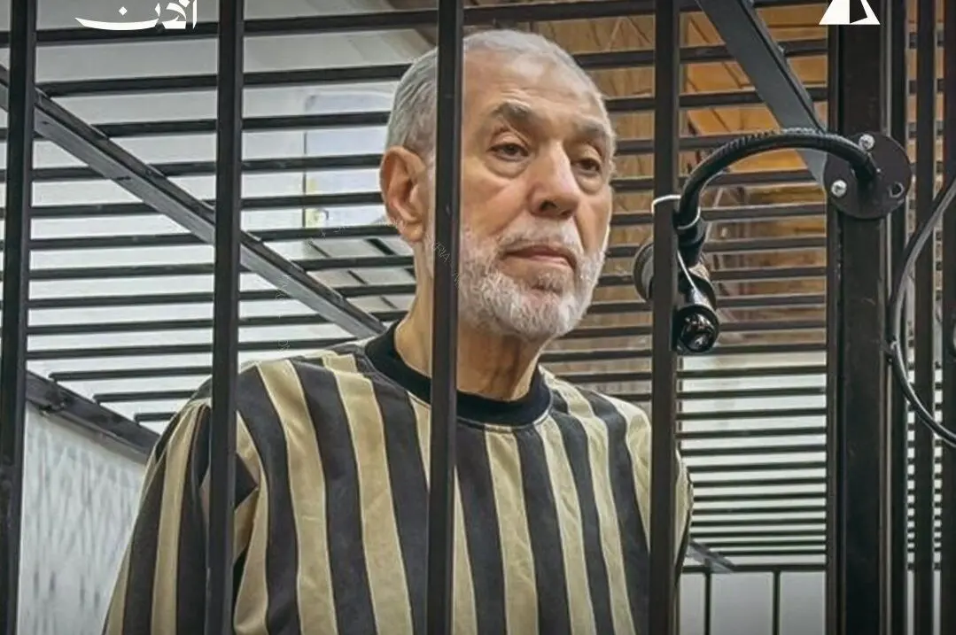  محاکمه احمد حسون، مفتی سابق سوریه در قفس  