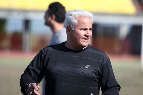 انتقاد تند فرشاد پیوس به هاشمیان: می‌دانی خارجی‌های پرسپولیس شب‌ها کجا هستند؟