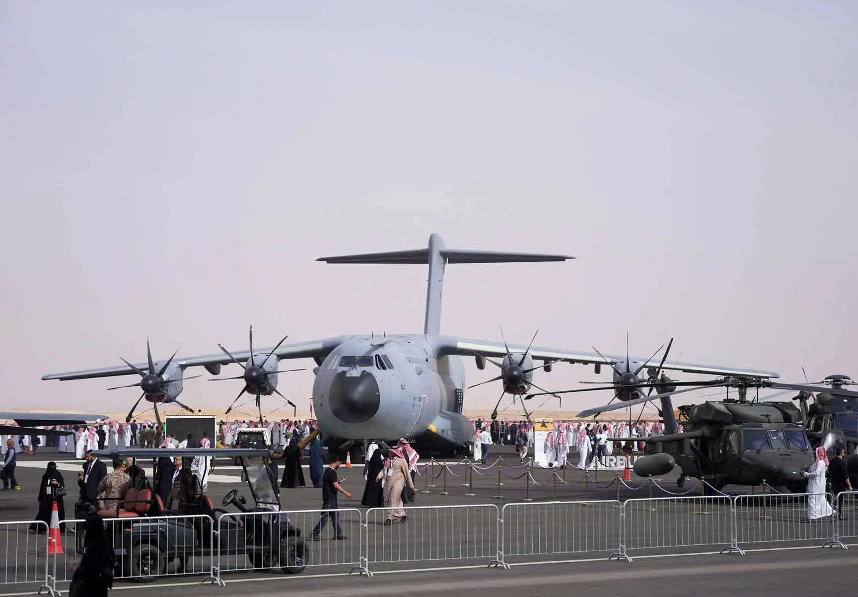 قدرت‌نمایی جنگنده نسل پنجم ترکیه در آسمان ریاض