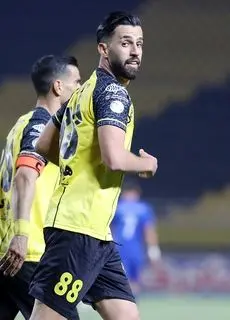 آرش رضاوند؛ بدمن استقلال، سوپرمن سپاهان