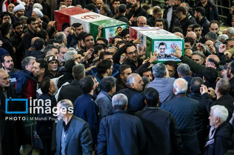 تشییع سردار نائینی۴