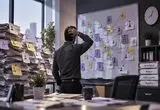 چرا بعضی کسب‌وکارها با وجود مشتری بیشتر، فروش بیشتری ندارند؟ ۶ گلوگاه پنهان در مدیریت فروش