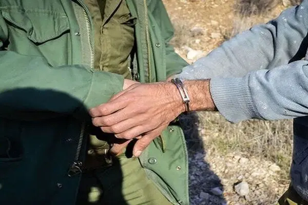 کشف لاشه ۲ کل وحشی از شکارچیان در شاهرود/ متخلفان دستگیر شدند

