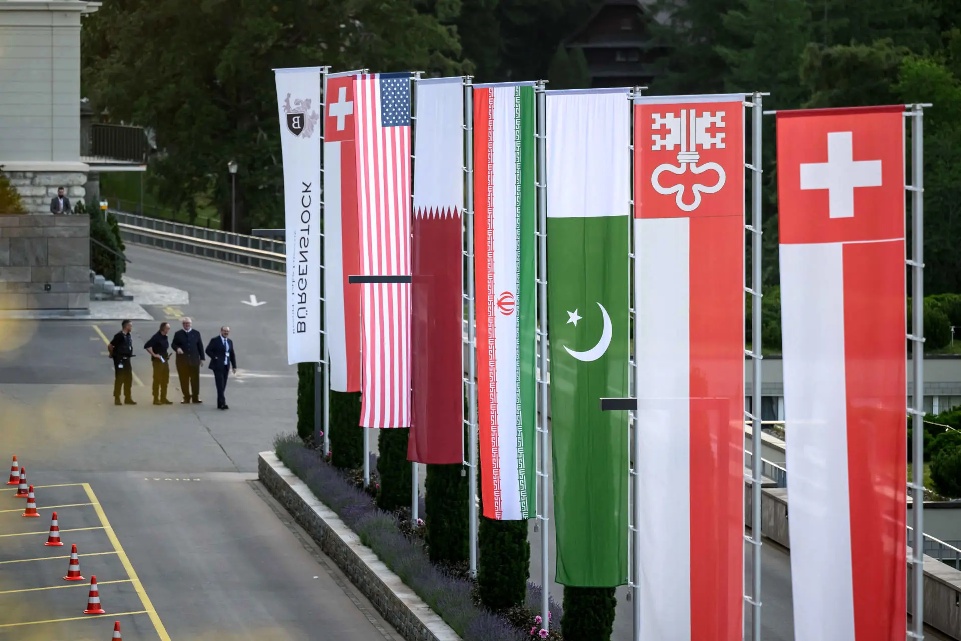 نشست رو در روی ایران، پاکستان، قطر و امریکا در این محل برگزار می‌شود