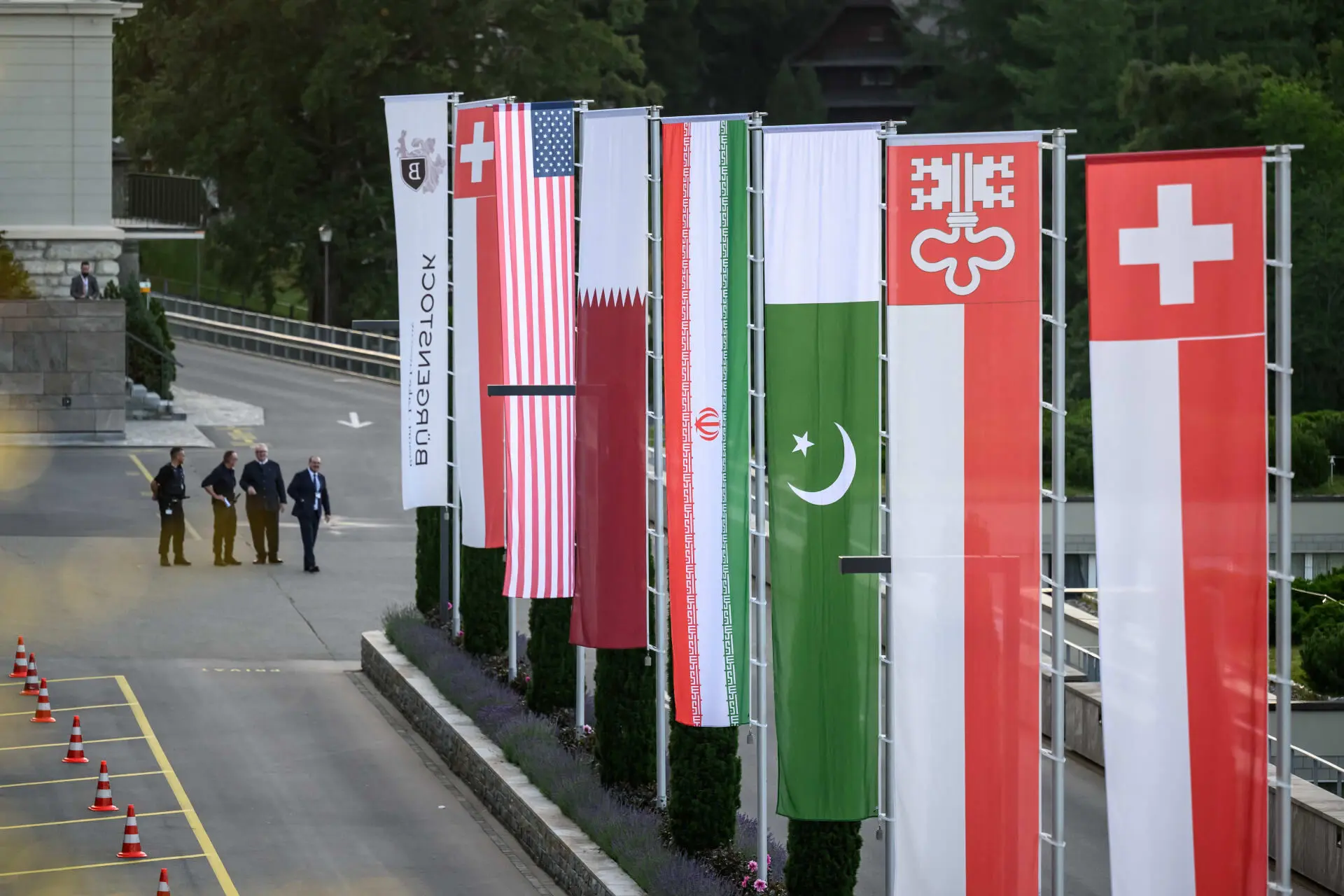 نشست رو در روی ایران، پاکستان، قطر و امریکا در این محل برگزار می‌شود